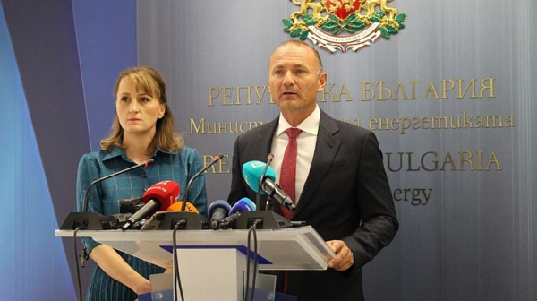 Две министерства искат план за справяне със замърсяването на ТЕЦ „Марица 3“ и „Брикел“