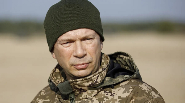 Украинският главнокомандващ: Русия се крие зад мирните преговори като продължава да настъпва