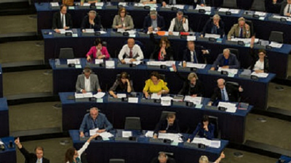 ЕП: Повече жените в бордовете на големите компании в ЕС