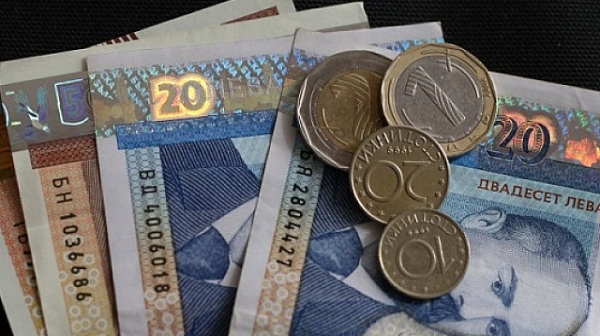 Няма съгласие за 12,6% по-висока минимална работна заплата