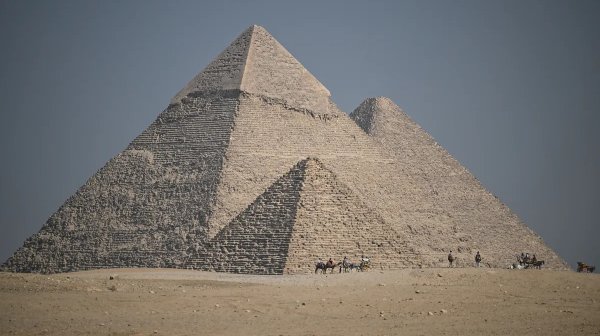 Намигване от миналото: Ново изследване промени историята на Древен Египет