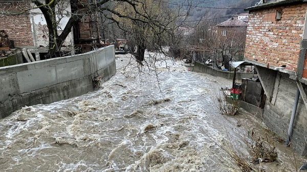 Бедствено положение е обявено в Рудозем заради наводнение