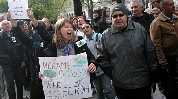 На фона на нови протести: СОС разглежда изграждането на 75-метрова сграда в „Младост”
