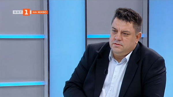 Атанас Зафиров, БСП: Не е работа на партиите да предлагат на президента кой да бъде мандатоносителя