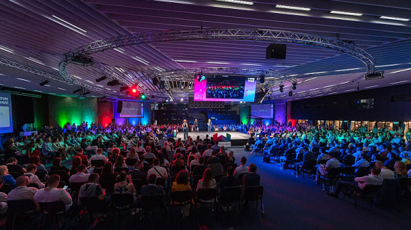 По-малко от месец до Webit 2025: Бъдещето на бизнеса се обсъжда в София