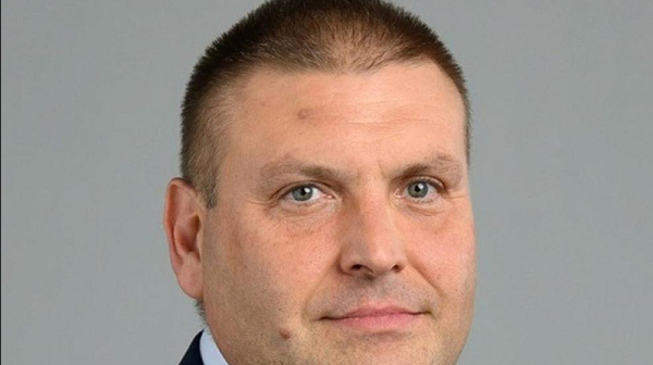 Проблемът с водата на Плевен не може да се реши, хленчи кметът Христов. Хората бесни, започват протести