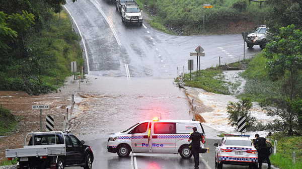 Над 10 млн. души са засегнати от най-тежките наводнения от над половин век в Австралия
