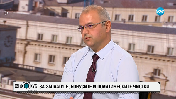 Бившият шеф на ДКК: Ежедневно имаше опити за корупционен натиск и той винаги е идвал от високи нива