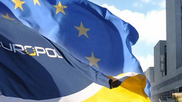 Европол: Прането на пари и киберизмамите ще процъфтяват заради кризата с COVID-19