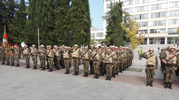 Наш военен контингент заминава за участие в операцията на ЕС „Алтеа“