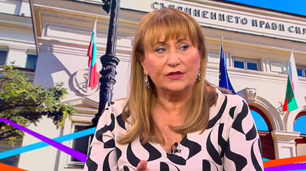 Бившият министър Лидия Шулева: Изненадващо е, че няма още оставки на политици