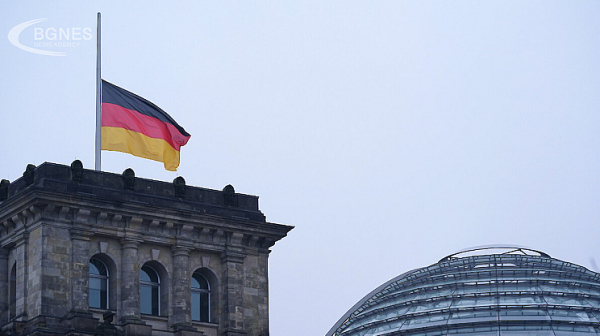 Ответна мярка: Германия разпореди затварянето на четири от петте руски консулства в страната