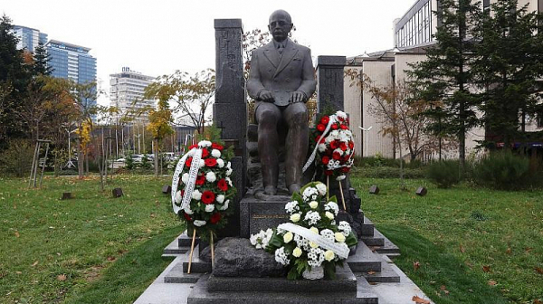 Паметник на Симеон Радев най-сетне увековечи делото на големия родолюбец