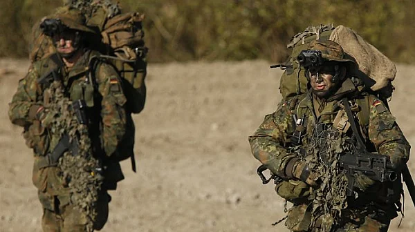 Португалия се противопоставя на създаването на обща европейска армия