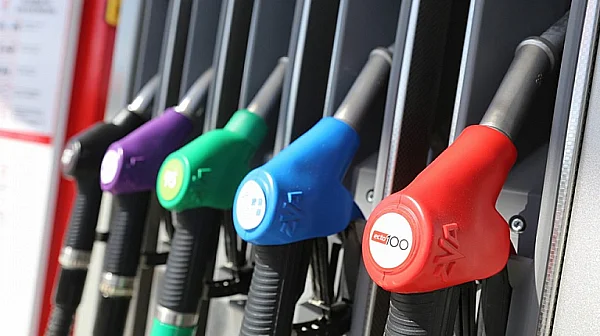 Бизнесът алармира: Ценовият шок с горивата е като цунами за икономиката и транспорта