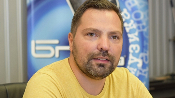 Политологът Даниел Стефанов: Посланията на Радев са разделящи  в предизборната кампания