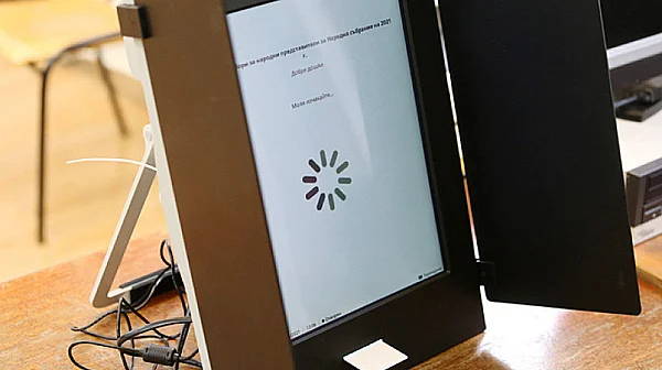 Под 1% от машините с проблеми в изборния ден, показват данни на МЕУ