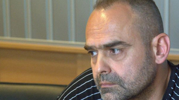 Асен Йорданов: С обвинението искат да сложат баща ми в релси, за  да не пише срещу Иван Гешев