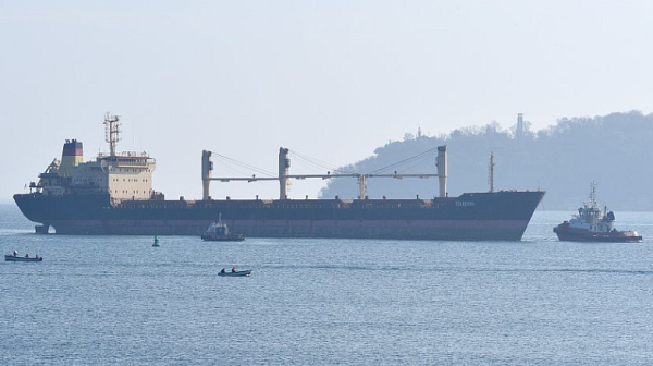 МВР: Петима души от екипажа на кораба “Верила” са задържани