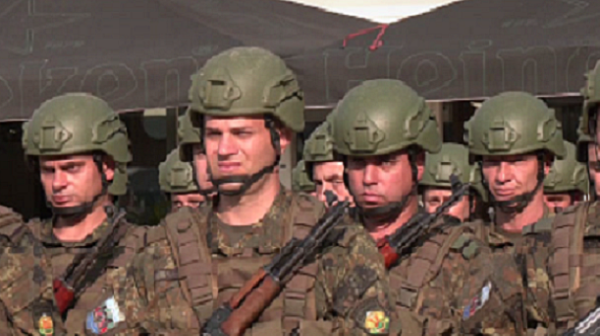 България праща военен контингент от 100 души в Косово