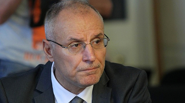 Димитър Радев отчете: Банките са готови за въвеждане на еврото, остават другите институции