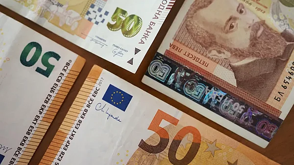 Експерти за прехода към еврото: Някои цени скочиха, но се справяме технически успешно