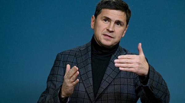 Заедно с Андрей Йермак бяха уволнени Подоляк и всички негови съветници