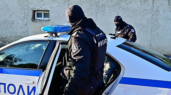 Трафик през сърцето на Балканите: ГДБОП разби международен канал за четвърт тон наркотици