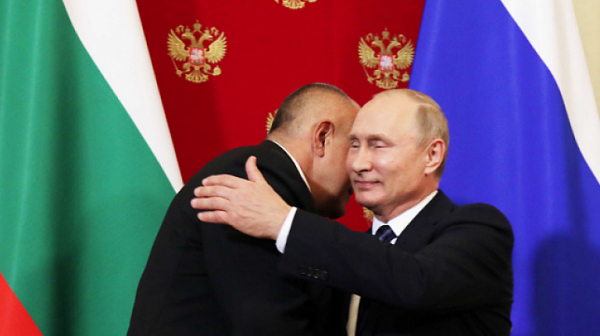Борисов обича, и Путин, и Навални, според изгодата, но мрази Радев постоянно