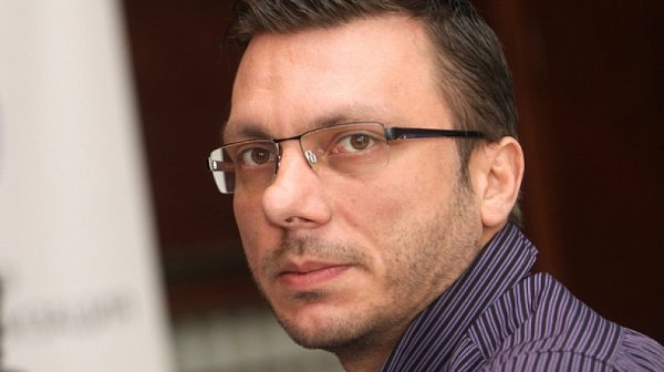 След 8-часово заседание: Д-р Хасърджиев и съучастниците му остават в ареста