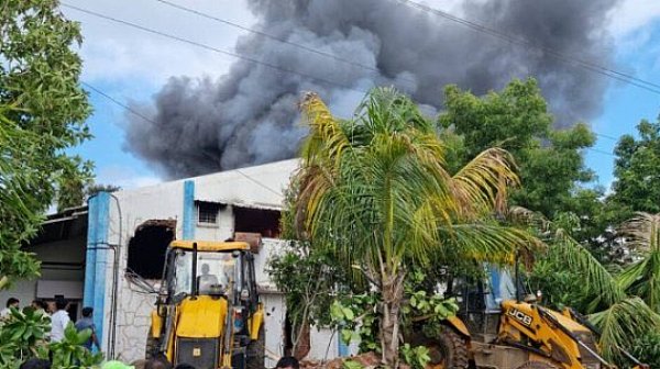 18 души загиват в огнен ад в Индия