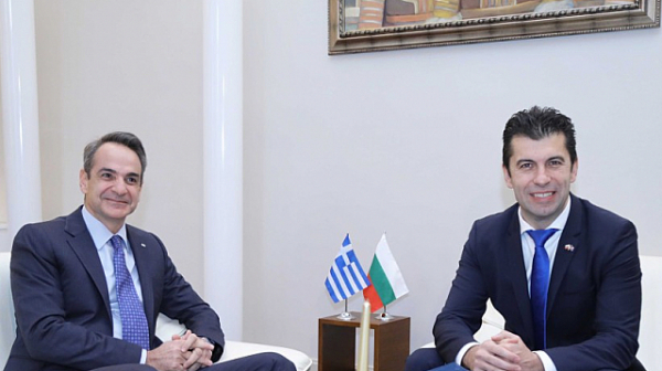 Започна срещата на Кирил Петков с гръцкия премиер Кириакос Мицотакис