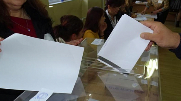 Депутатите гледат ветото на Радев за промените в Изборния кодекс