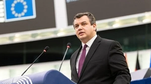 Номинираха евродепутата Еуджен Томак за премиер на Румъния