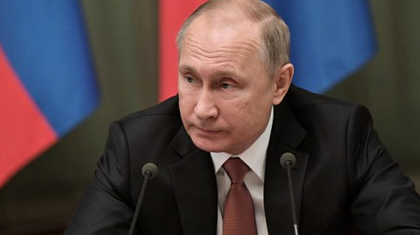 Путин заяви, че Русия ще продължи да развива ядрената си триада