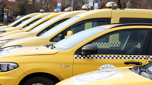 Напрежение във Враца след катастрофа със загинал таксиметров шофьор