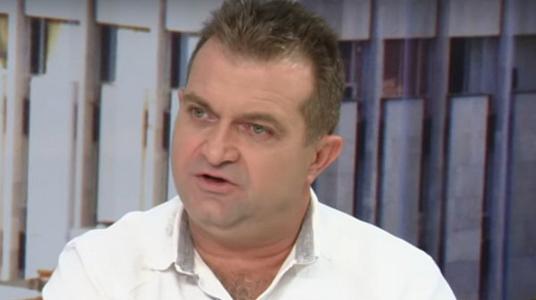 Лидерът на БОЕЦ Георги Георгиев алармира, че разследващи от МВР тормозят съпругата му след трансплантация на бъбрек