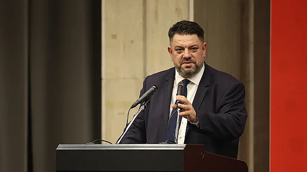 Хвърлена оставка: Атанас Зафиров вече не е лидер на БСП