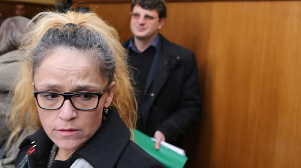 Десислава Иванчева влиза в битка със Сливенския затвор, завежда дело срещу администрацията