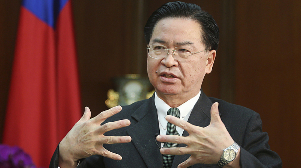 Тайванският външен министър: Не е ясно кой ще ни подкрепи при евентуален военен конфликт