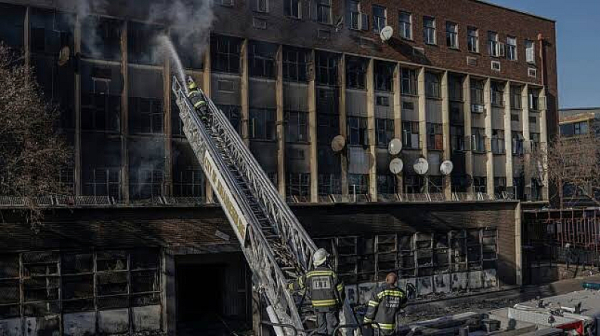 Трагедията в Йоханесбург: Сред жертвите има 7 деца. Чия е била сградата?