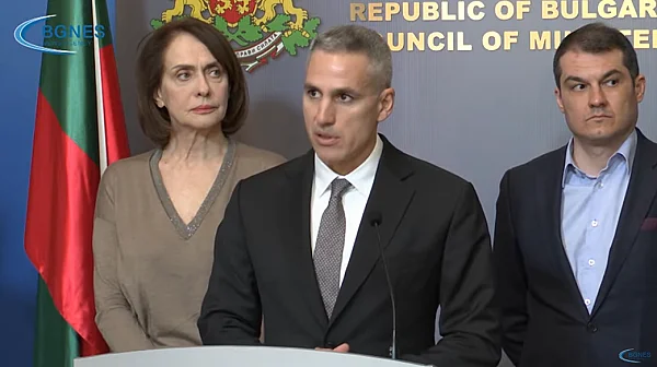 България започва евакуация от Близкия изток: Първият самолет лети за Оман