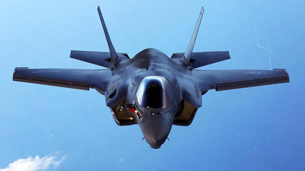 Военни откриха отломките от разбилия се в Южна Каролина изтребител F-35