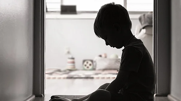 Вторият чифт обувки и екскурзиите – непосилен разход за всяко шесто дете