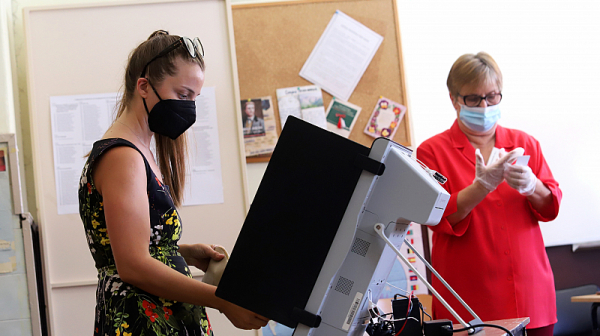 ”Маркет линкс” прогнозира рекордно ниска активност при трети избори