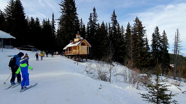 Мъж пострада при подхлъзване на Витоша, спасители откриха починал турист в района