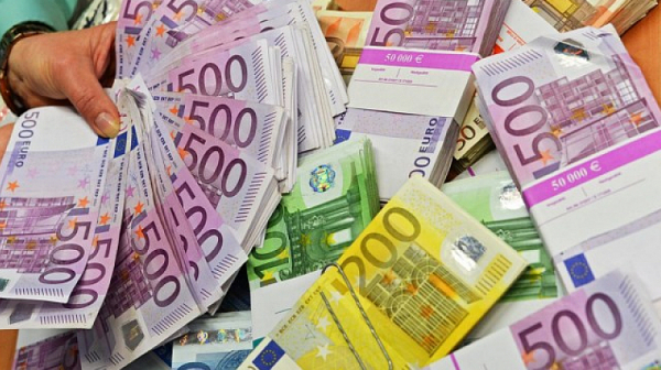 ”Евростат”: България е с най-голямо увеличение на почасовите разходи за заплати
