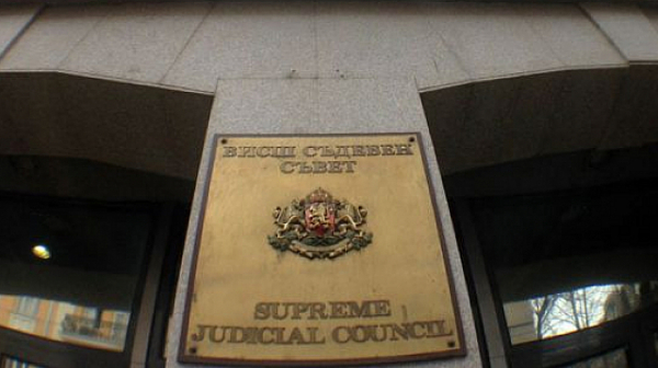 ВСС подхвана Лозан Панов за стопанисването на Съдебната палата