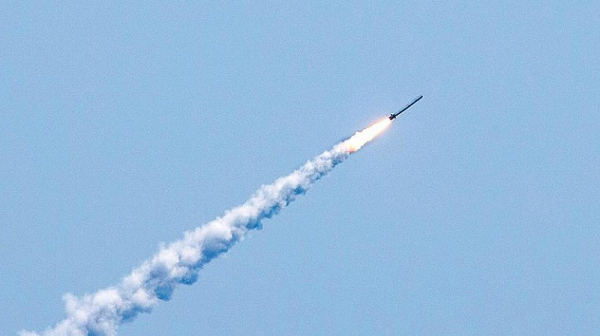 Руските сили нанесоха ракетни удари в Харков