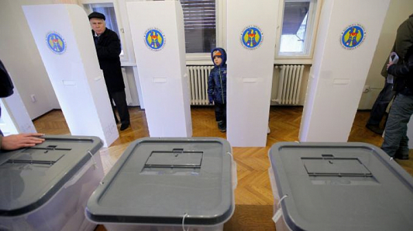 Предсрочни парламентарни избори и в Молдова